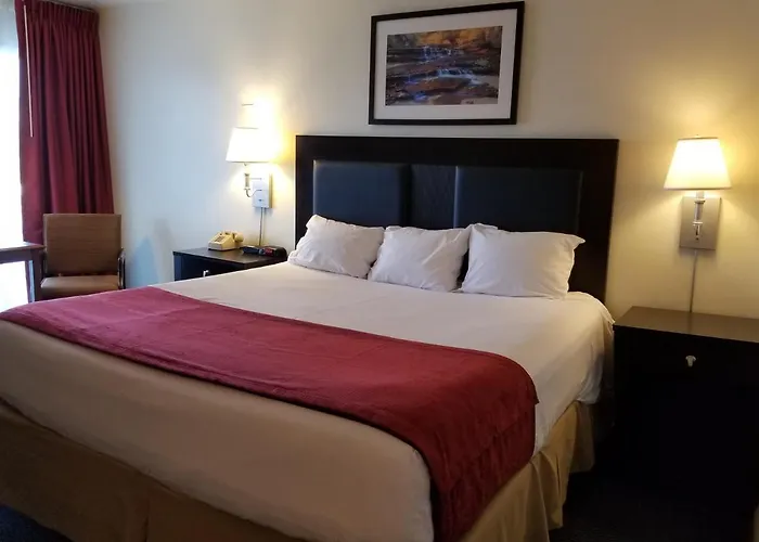 Ramada By Wyndham Washington