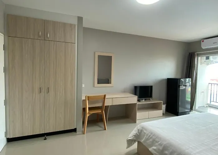H12, The Stylish Apartment