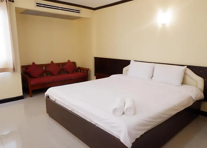 Auychai Grand Hotel