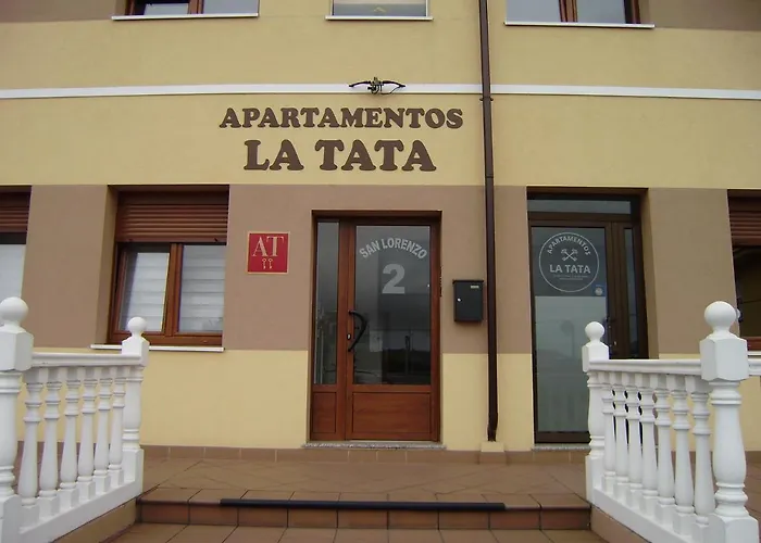 Apartamentos La Tata
