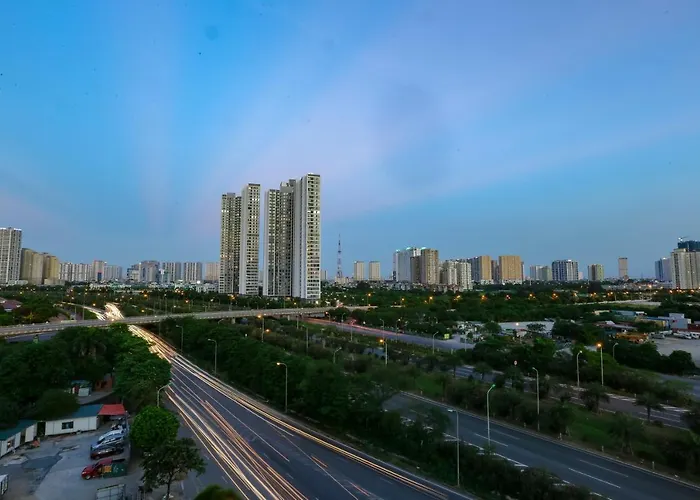 Western Skyline Hotel