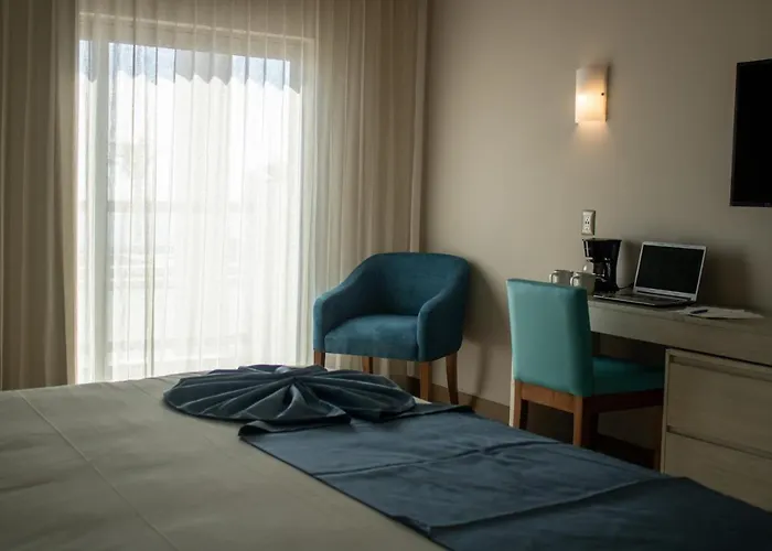 Varali Grand Hotel