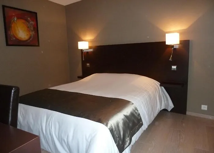Logis Hôtel Le Cheval Blanc