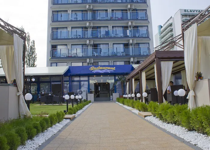 Palace Hotel (Adults Only)