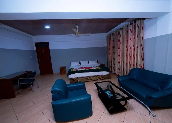 Pemicsa Hotel Accra