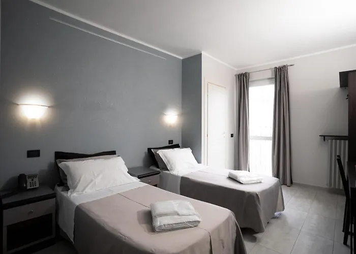 J Hotel