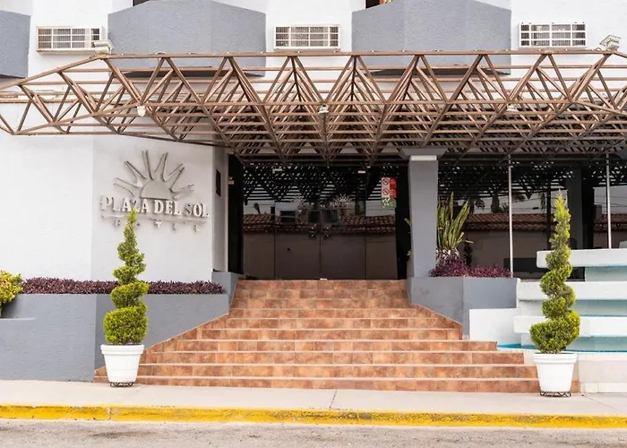 Hotel Plaza Del Sol