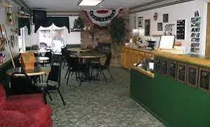 Budget Host Alpine Motor Lodge