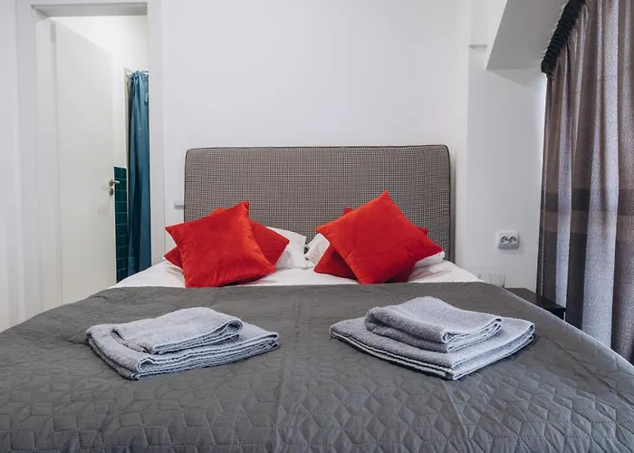 Готель Хостел Rooms