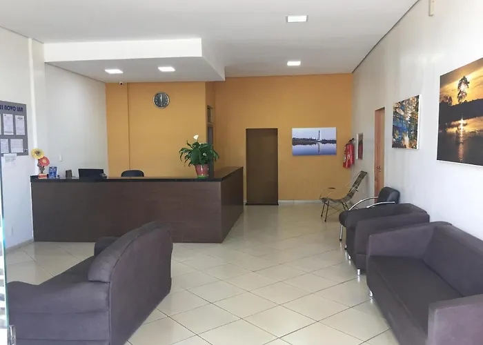 Hotel Novo Lar