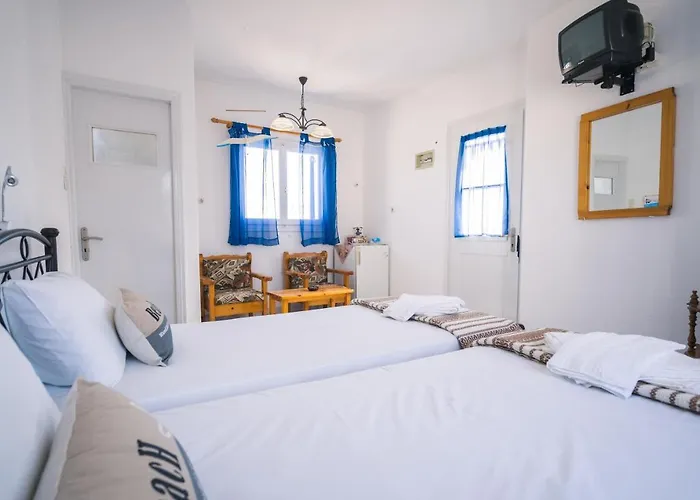 Giamaki Apartments