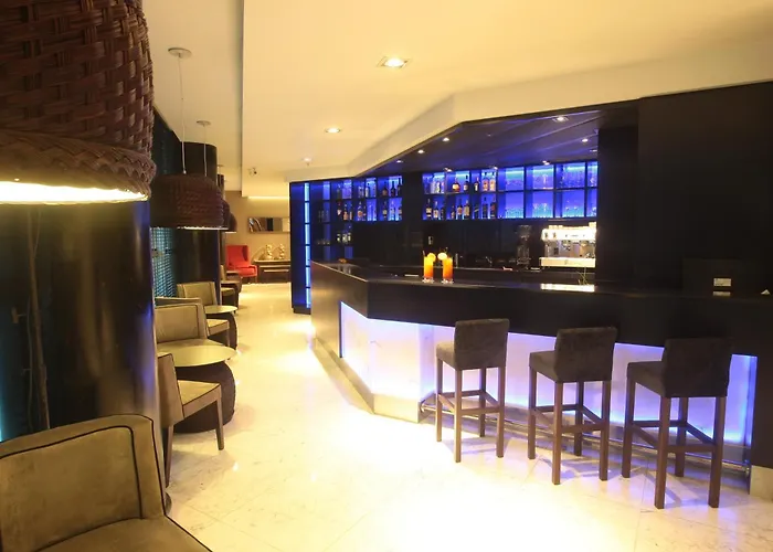 Yrigoyen 111 Hotel