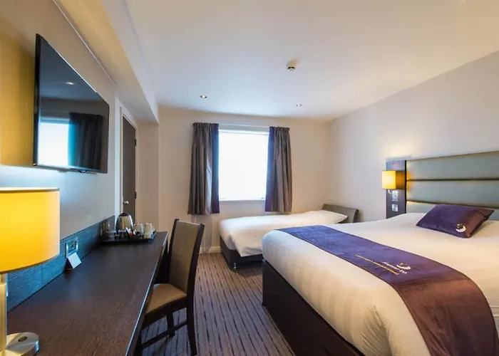 Premier Inn Luton Town Centre