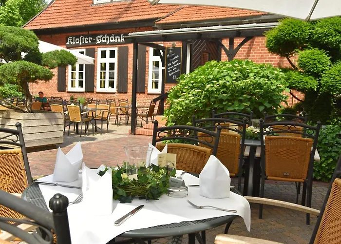 Klosterschaenke Hude Hotel Ferienwohnungen Restaurant Cafe