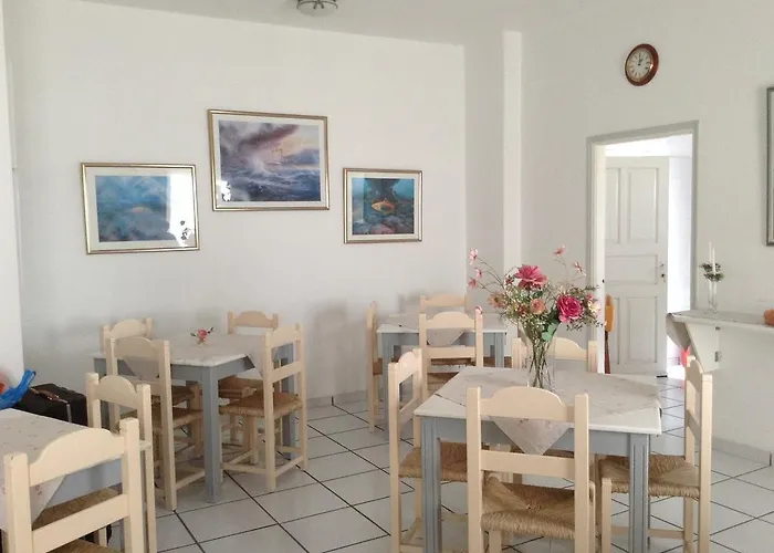 King Thiras Hotel