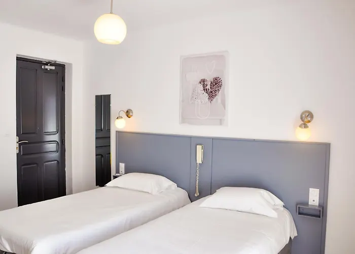 Hôtel les Arbousiers
