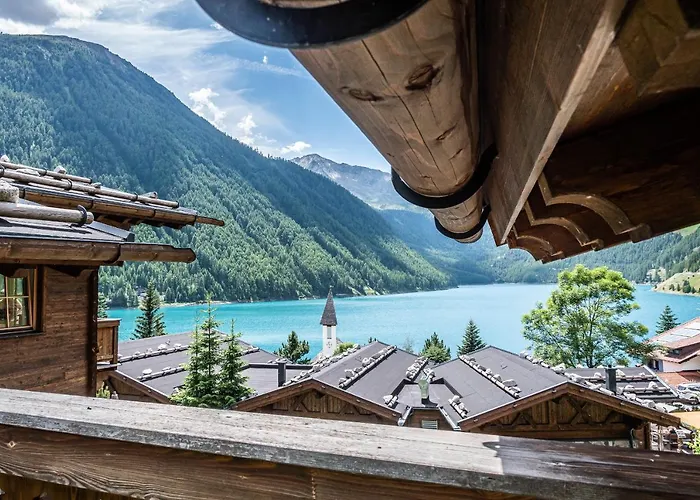Hotel & Chalets Edelweiss