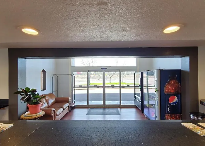 Ramada By Wyndham Flagstaff East