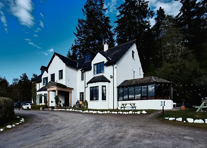 Craigdarroch Hotel