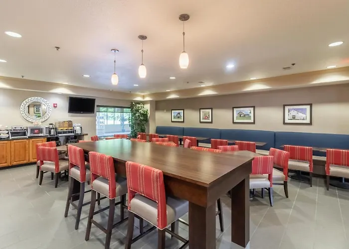Comfort Suites Hopkinsville Near Fort Campbell