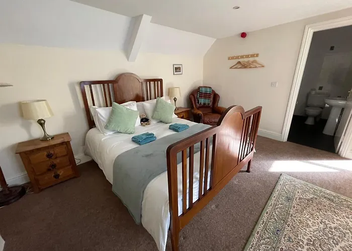 Station House, Dartmoor And Coast Located, Village Centre Hotel