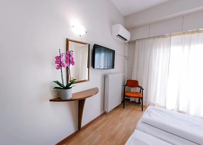 Hotel Cronos