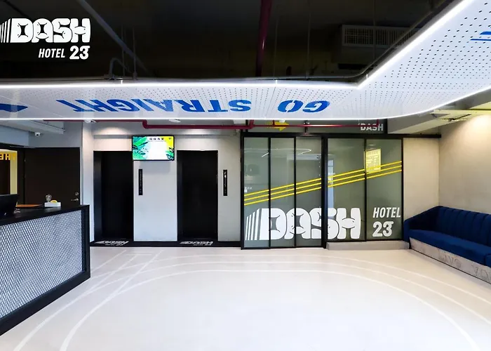 Dash 23 Hotel