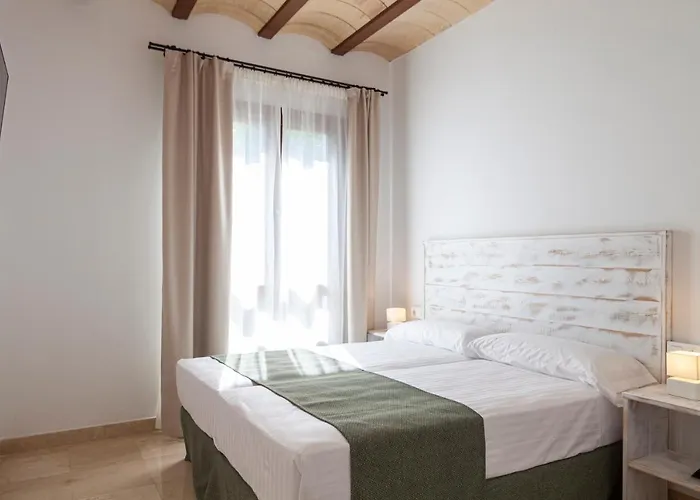 Ad Hoc Vitae Retreats & Health Only Adults