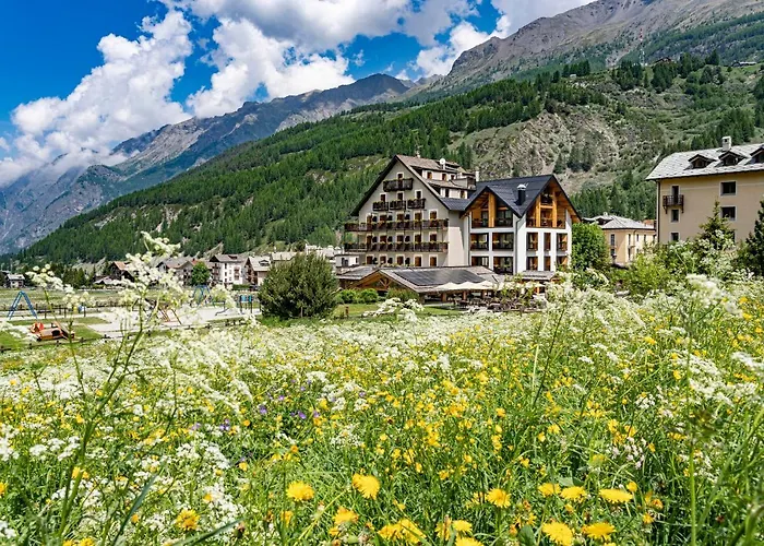 Hotel Sant'Orso - Mountain Lodge & Spa