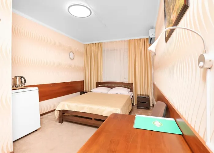 Green City Hotel