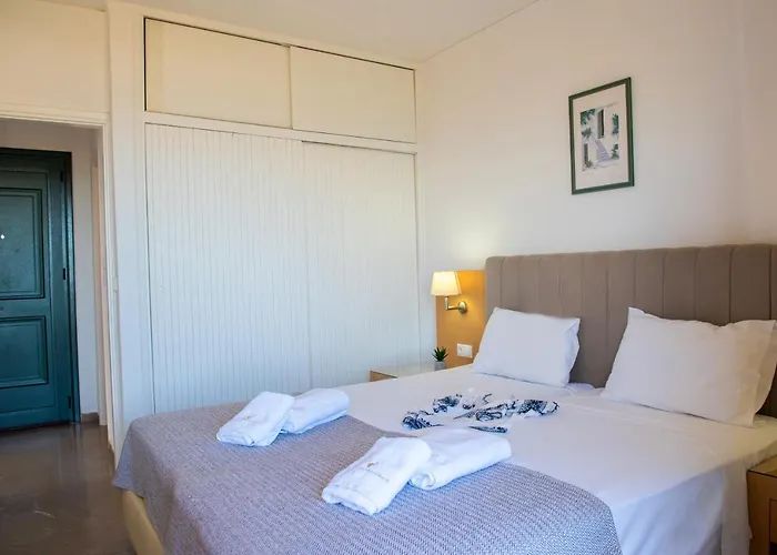 Phaistos Hotel