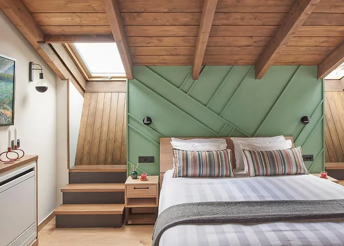 IALNA Boutique Hotel