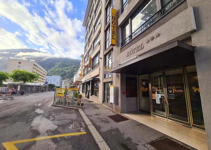 Hôtel de la Poste Martigny - City Center