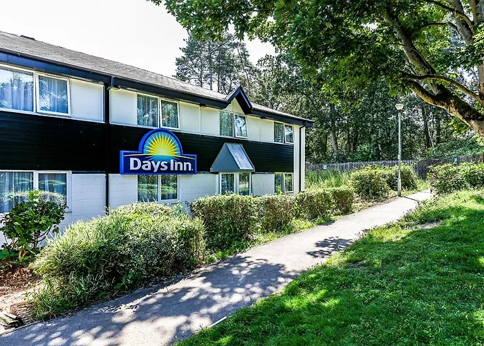 Days Inn Hotel Fleet