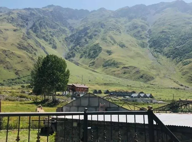Wander Kazbegi Hotel