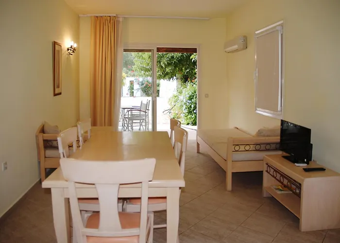 Almiros Apartments Agios Nikolaos