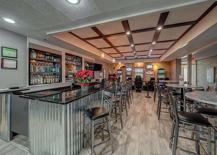 Eastland Suites Hotel & Confer