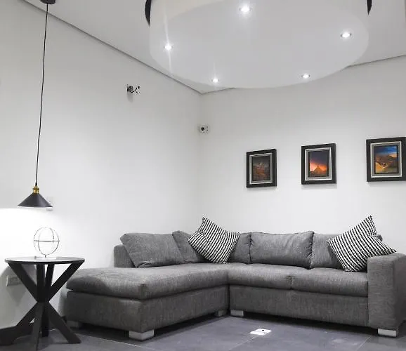 Casa Moderna Equipada Como Hotel Habitacion 3 - Bano Afuera De La Habitacion