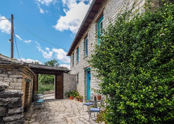 Vikos Hotel