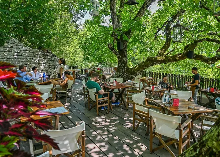 Vikos Hotel