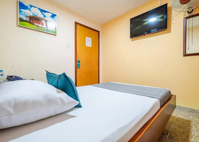 Hotel Almirante