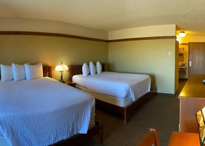 Beachcombers Inn