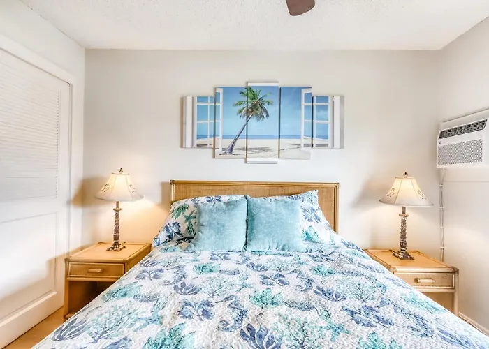 Kona Shores