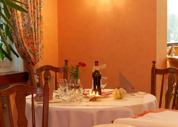 Hostellerie De La Vallee