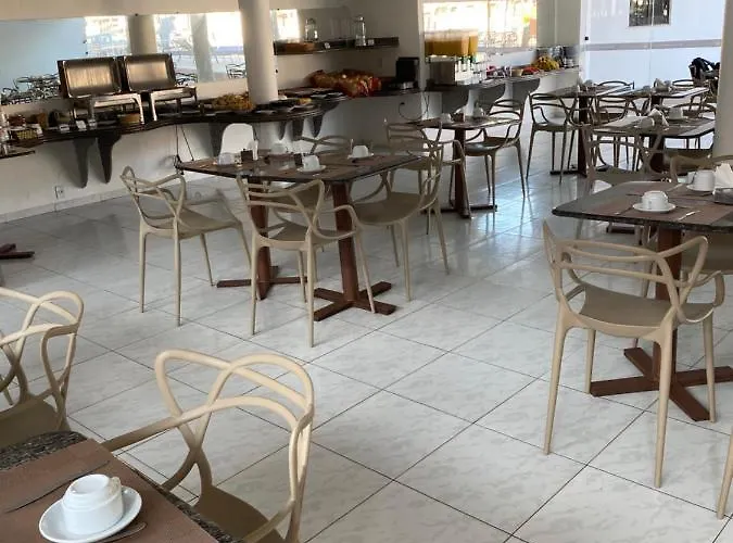 Rede Andrade Estrela Dalva Praia Hotel
