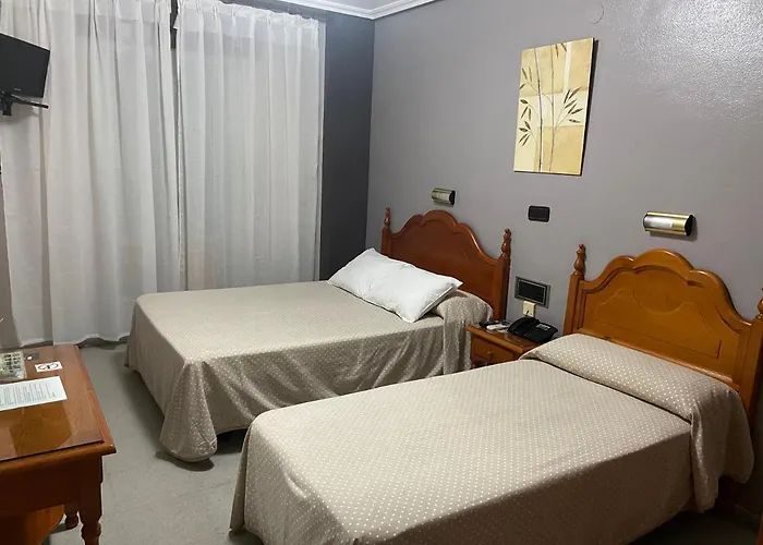 Hotel Lusitania, Centro Ciudad, Parking Privado