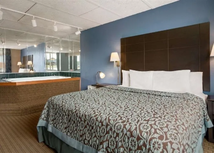 Days Inn By Wyndham Willoughby/Cleveland