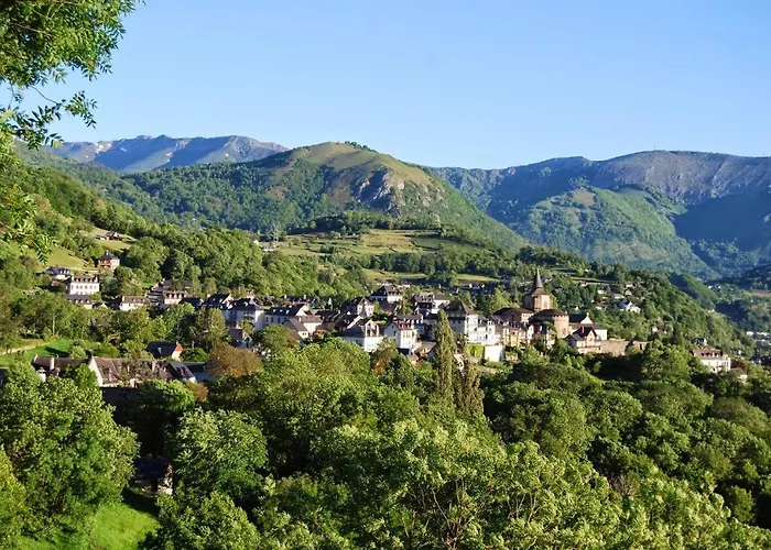 Les Rochers