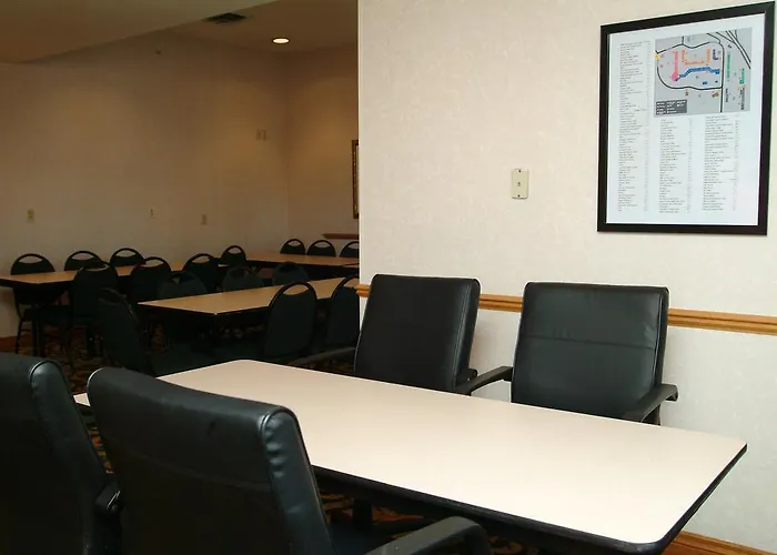 Country Inn & Suites By Radisson, Birch Run-Frankenmuth, Mi