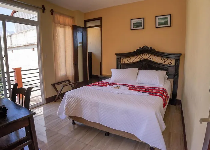 El Delfin Hotel Y Restaurante